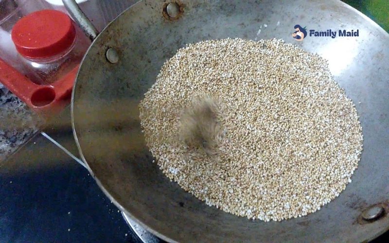 Cách đun hạt kê tắm cho bé