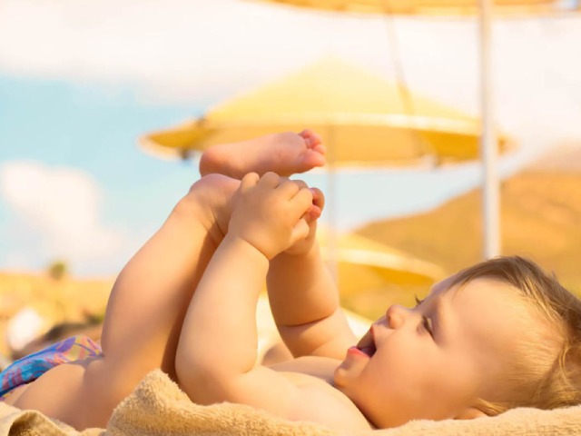 Tắm nắng giúp giảm nguy cơ mềm xương, còi xương ở trẻ nhỏ
