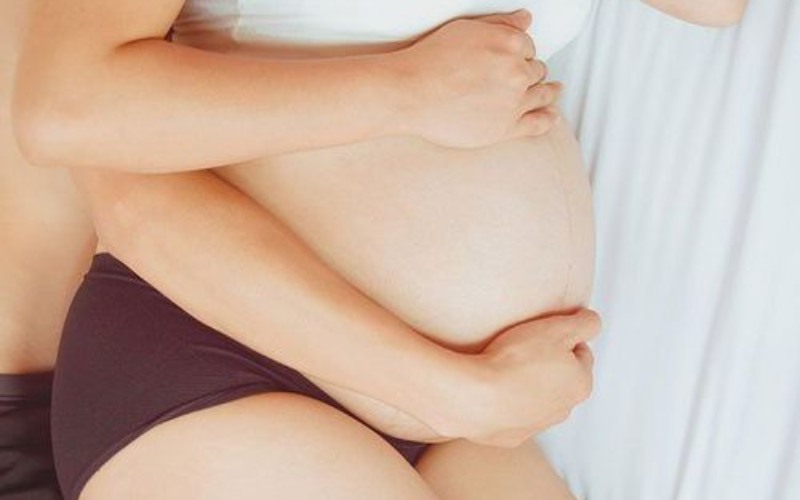 Thai kỳ khỏe mạnh giúp mẹ bầu 3 tháng cuối quan hệ an toàn hơn