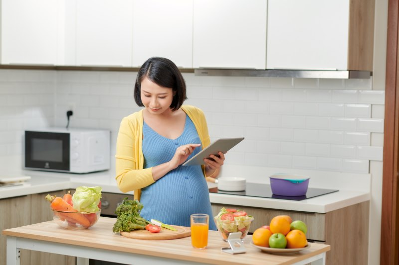 Mẹ bầu giữ tinh thần thoải mái giúp thai nhi phát triển khỏe mạnh