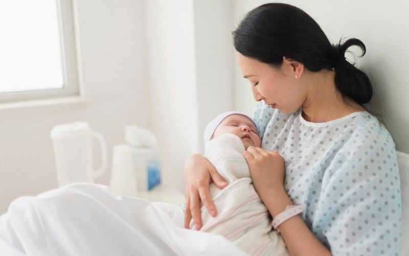 Bà bầu có thể thăm sản phụ nếu đảm bảo an toàn sức khỏe