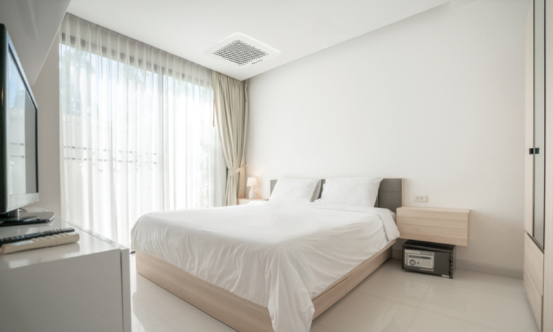 Giữ phòng ngủ thông thoáng giúp cân bằng năng lượng trong phòng